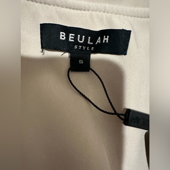 Beulah women Dress , size small - Picture 10 of 16